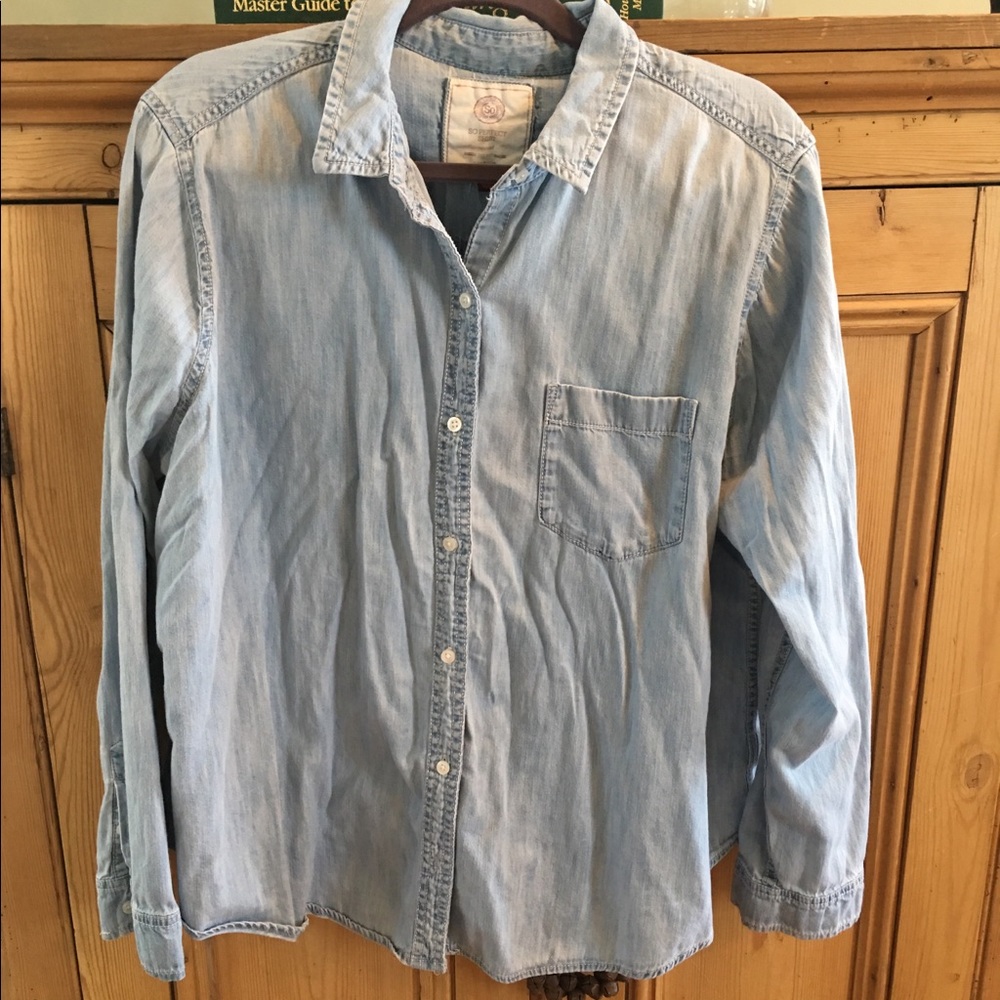 Button up shirt